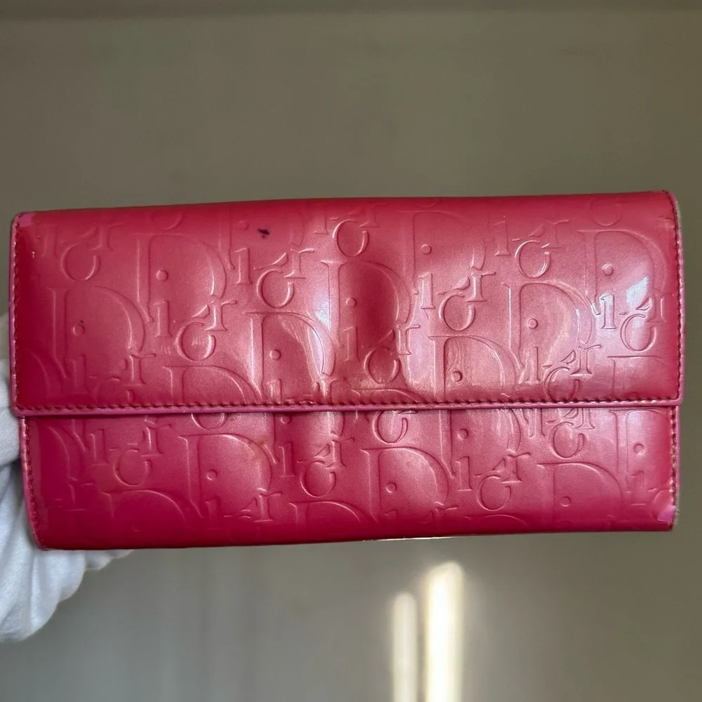 Christian Dior Ultimate Rendez-vous Patent Dior Trotter Fuchsia Authentic Wallet